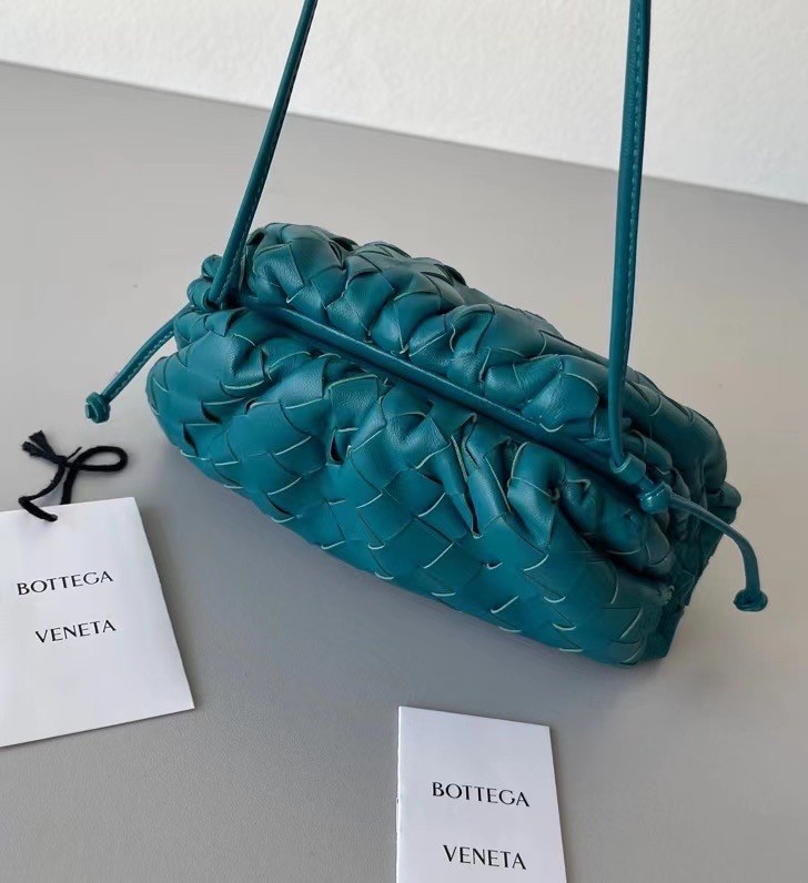 Bottega Veneta Mini Pouch In Mallard Intrecciato Lambskin