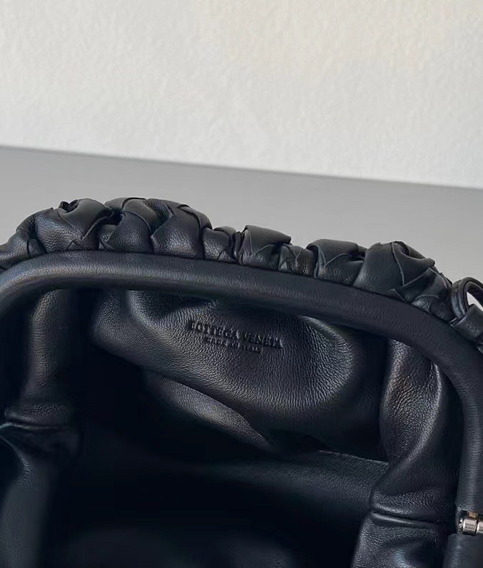 Bottega Veneta Mini Pouch In Black Intrecciato Lambskin