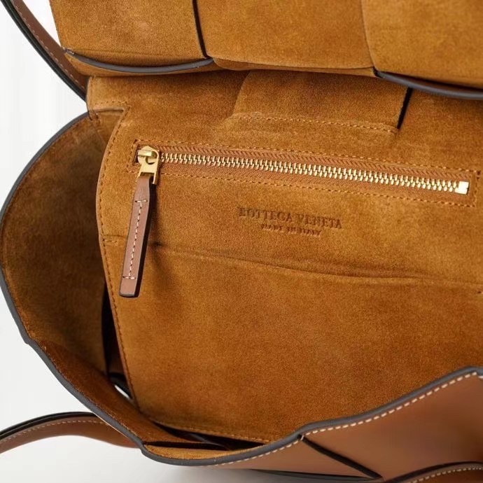 Bottega Veneta Arco Small Bag In Caramel Intrecciato Calfskin