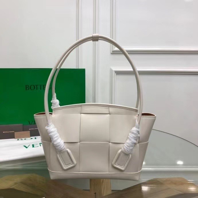 Bottega Veneta Arco Small Bag In White Intrecciato Calfskin