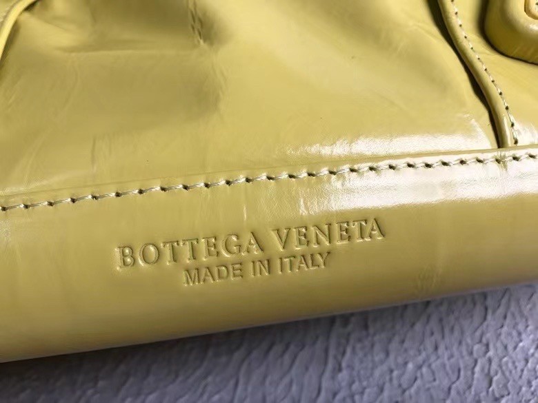 Bottega Veneta Arco Medium Bag In Mirabelle Intrecciato Leather