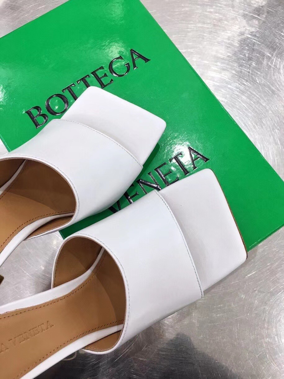 Bottega Veneta Stretch Mules 90mm In White Lambskin