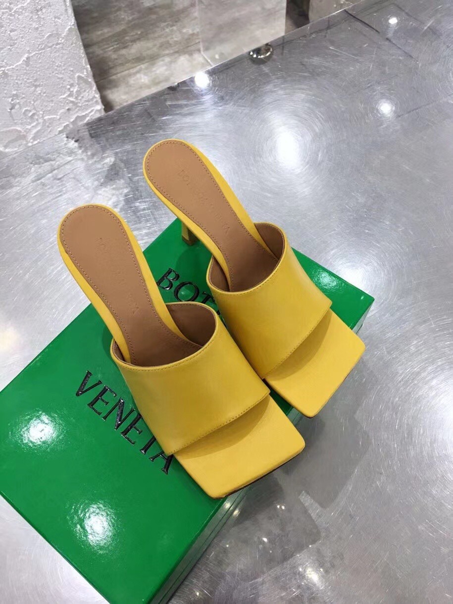 Bottega Veneta Stretch Mules 90mm In Yellow Lambskin