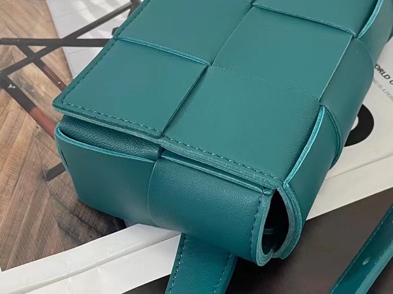 Bottega Veneta Cassette Belt Bag In Mallard Intrecciato Leather