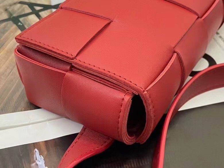 Bottega Veneta Cassette Belt Bag In Red Intrecciato Leather