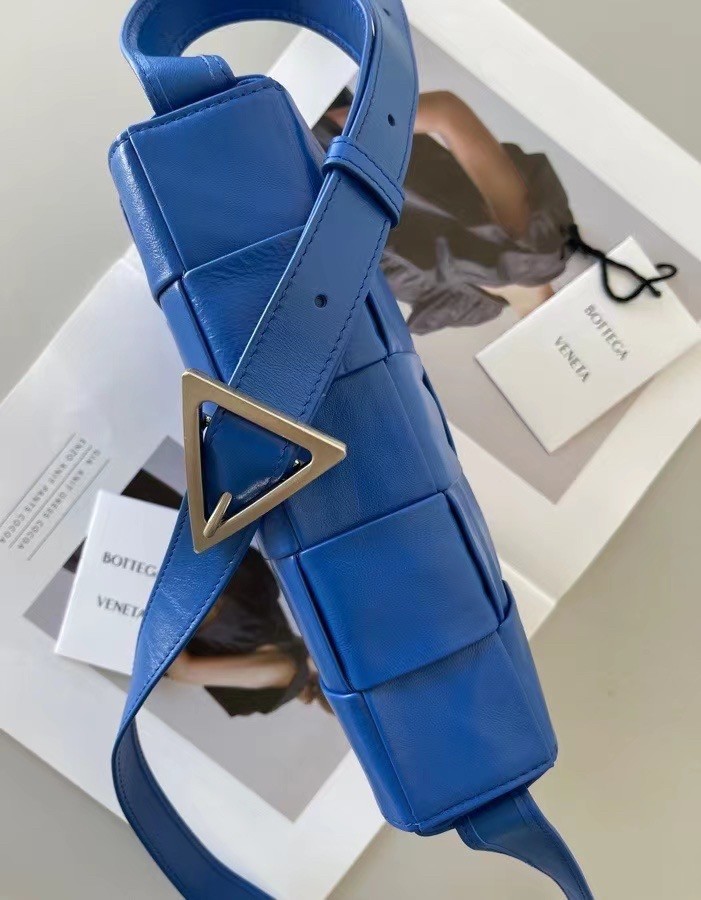 Bottega Veneta Cassett Bag In Cobalt Wrinkled Calfskin