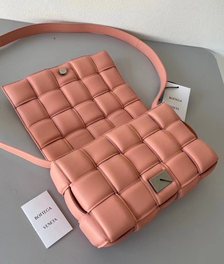 Bottega Veneta Padded Cassette Bag In Peachy Lambskin