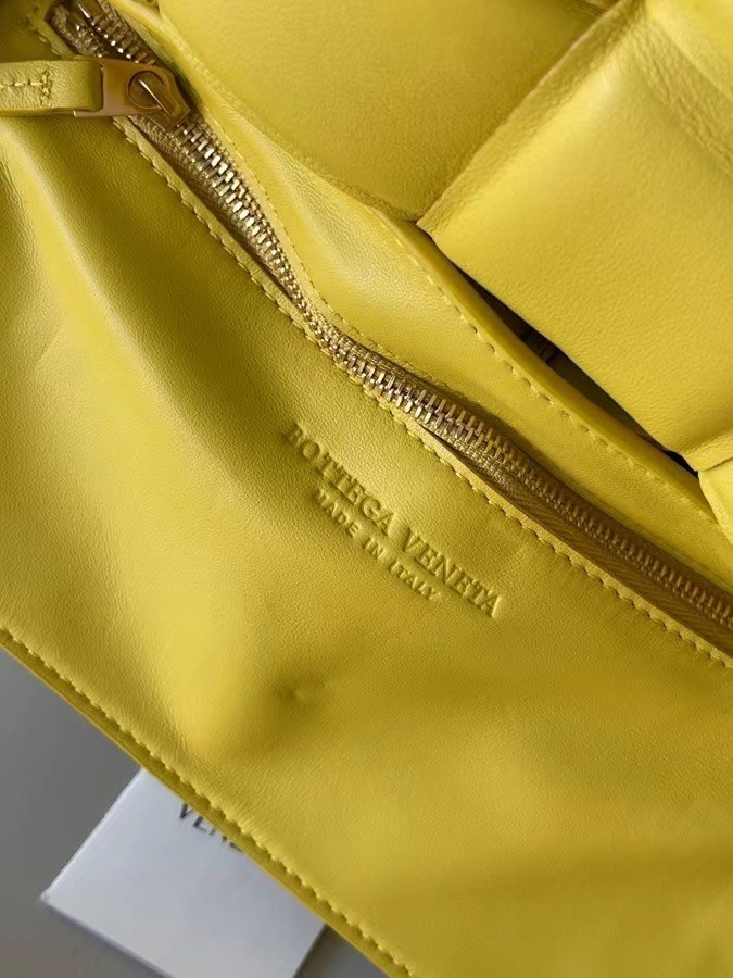 Bottega Veneta Padded Cassette Bag In Yellow Lambskin