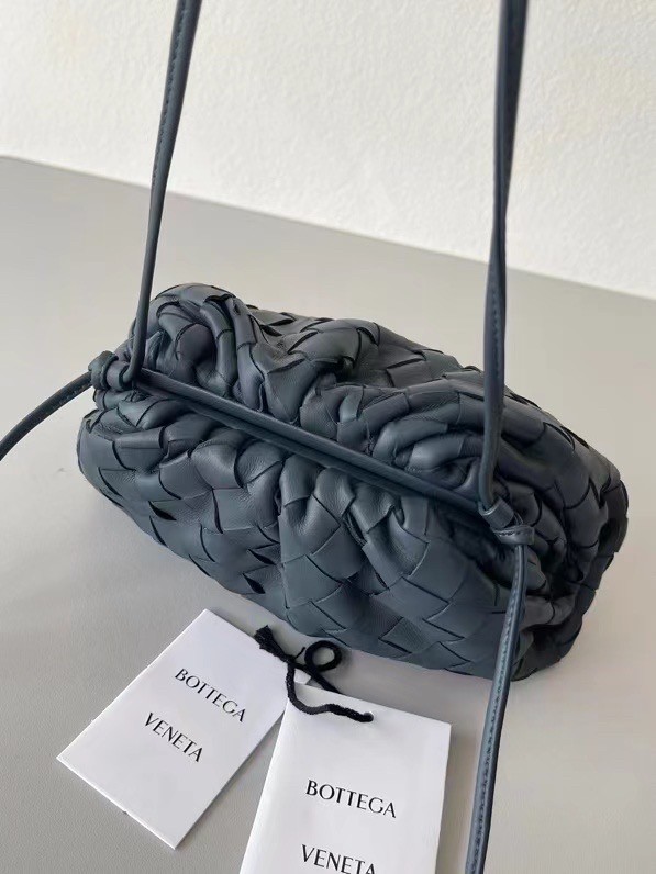 Bottega Veneta Mini Pouch In Thunder Intrecciato Lambskin