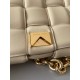 Bottega Veneta Chain Cassette Bag In Porridge Lambskin