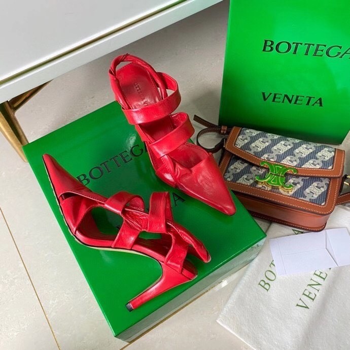 Bottega Veneta BV Point Slingback Sandals In Red Lambskin