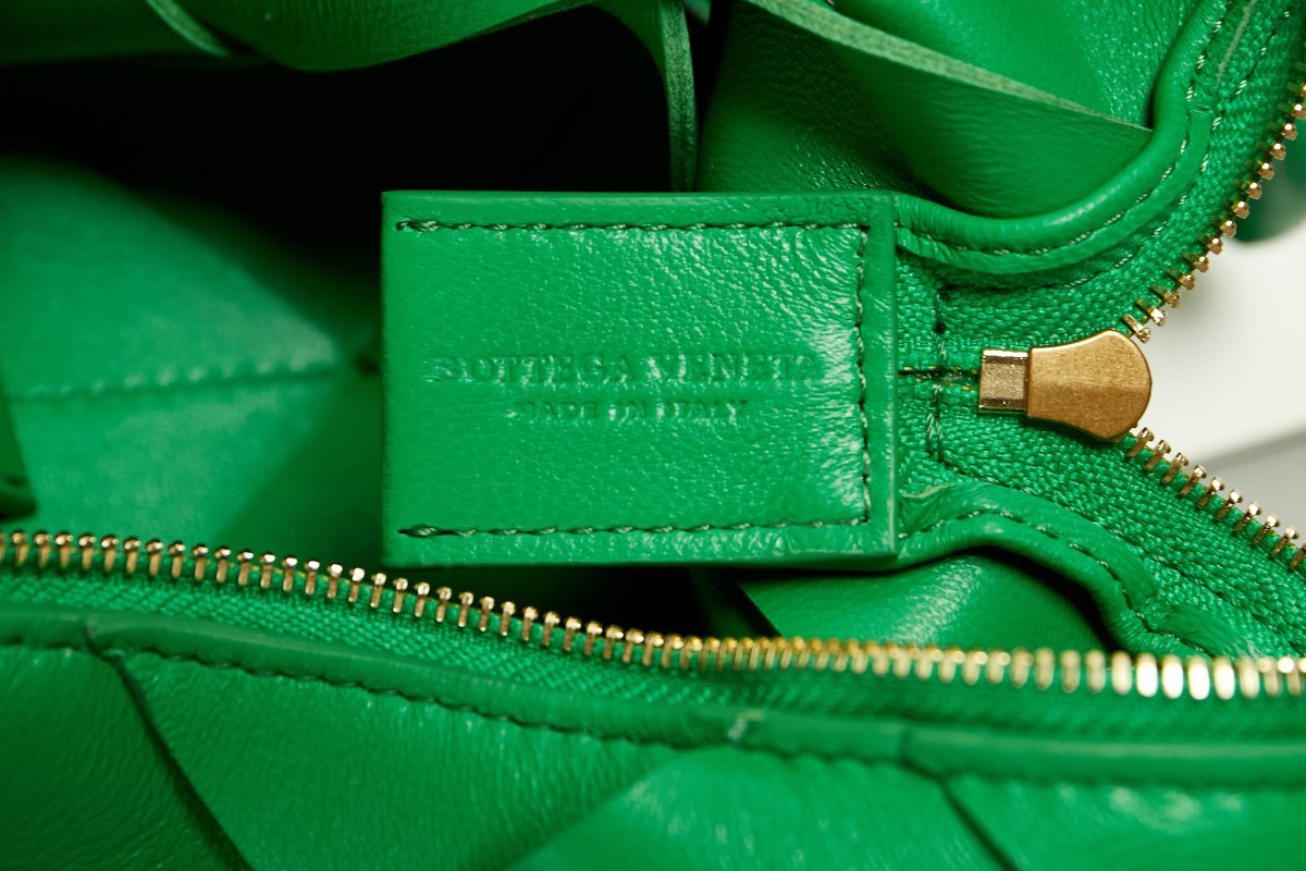 Bottega Veneta Mini Cassette Camera Bag In Parakeet Lambskin