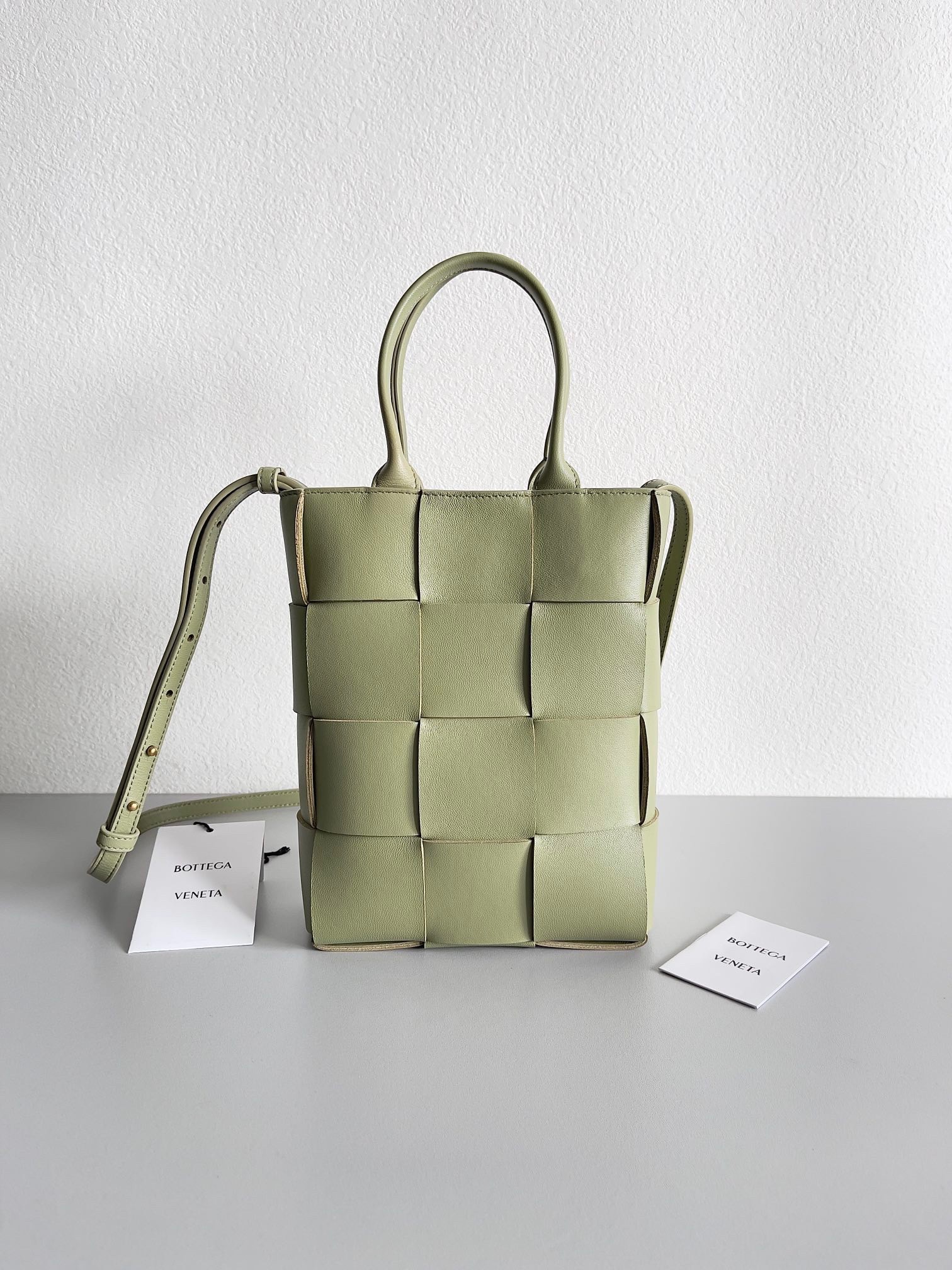 Bottega Veneta Mini Cassette Tote Bag In Travertine Lambskin