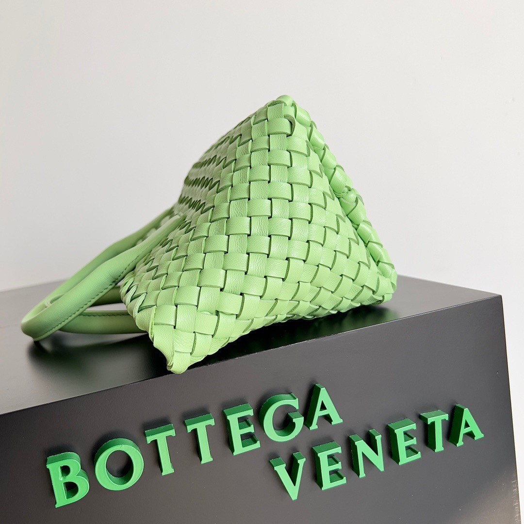 Bottega Veneta Cabat Mini Bag In Pistachio Intrecciato Lambskin