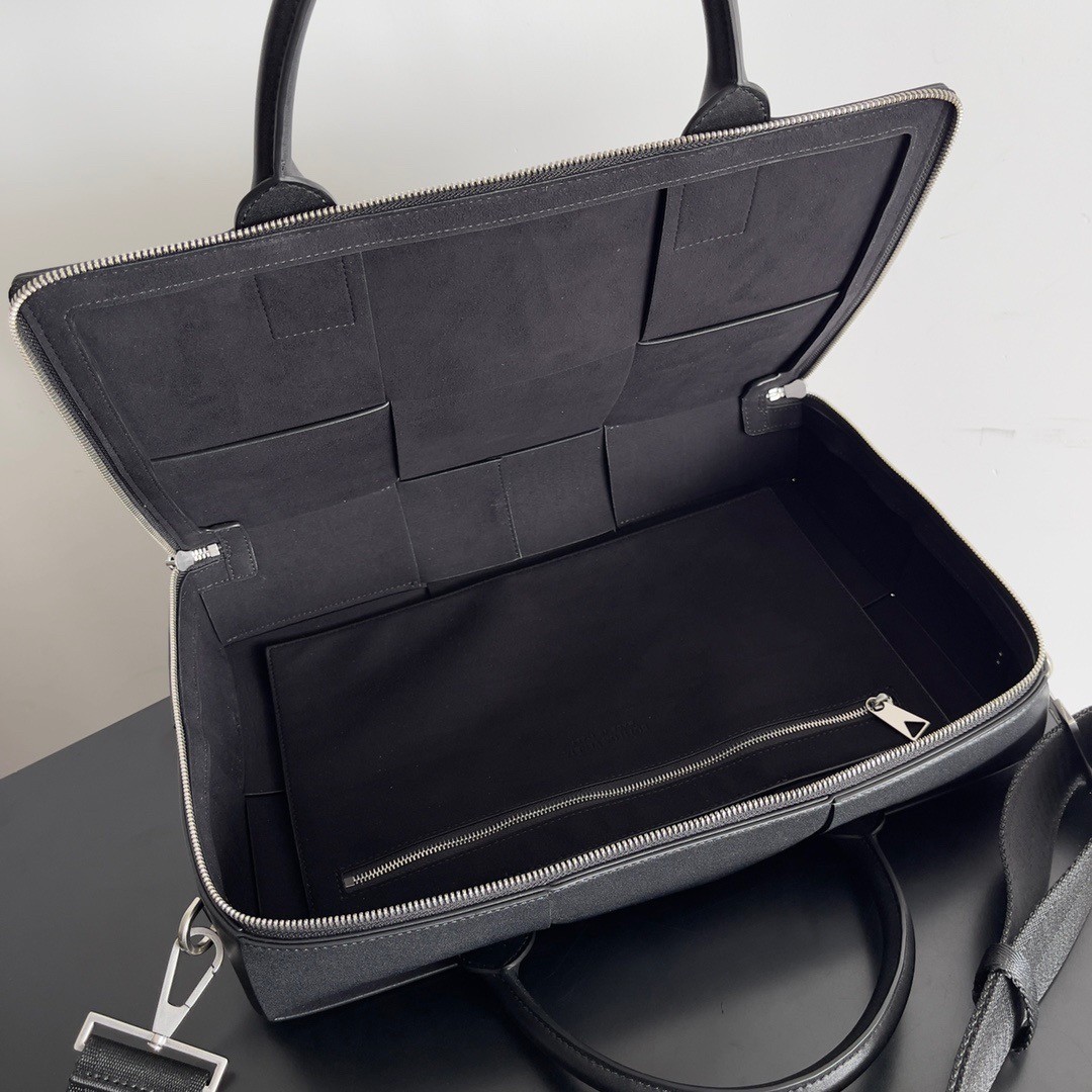 Bottega Veneta Arco Briefcase In Black Intreccio Calfskin