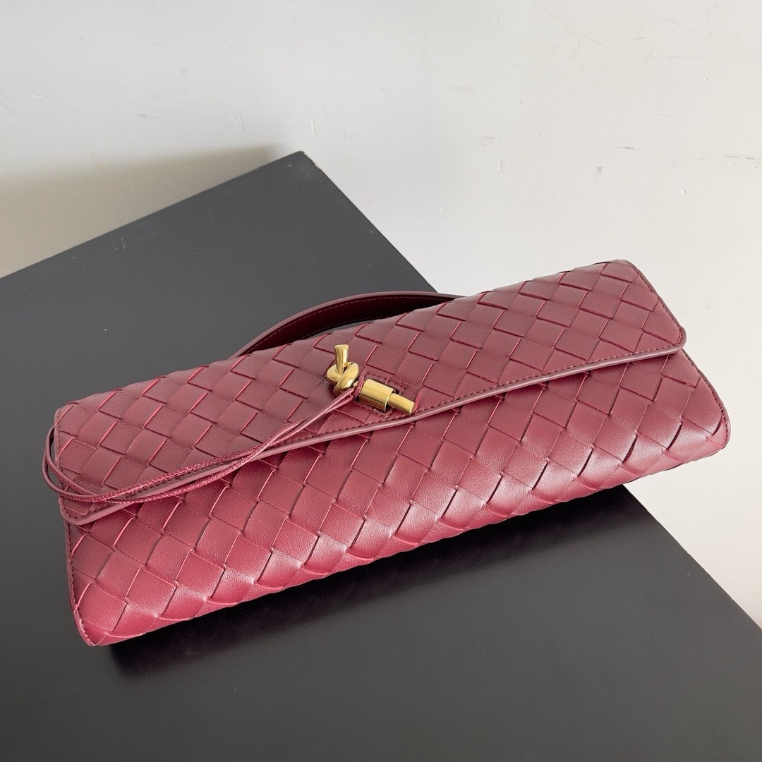 Bottega Veneta Andiamo Clutch with Handle in Barolo Intrecciato Lambskin