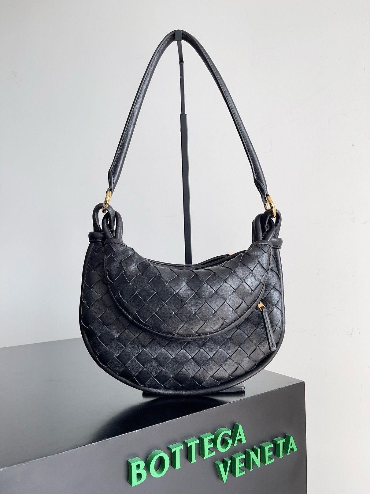 Bottega Veneta Gemelli Small Bag in Black Intrecciato Lambskin