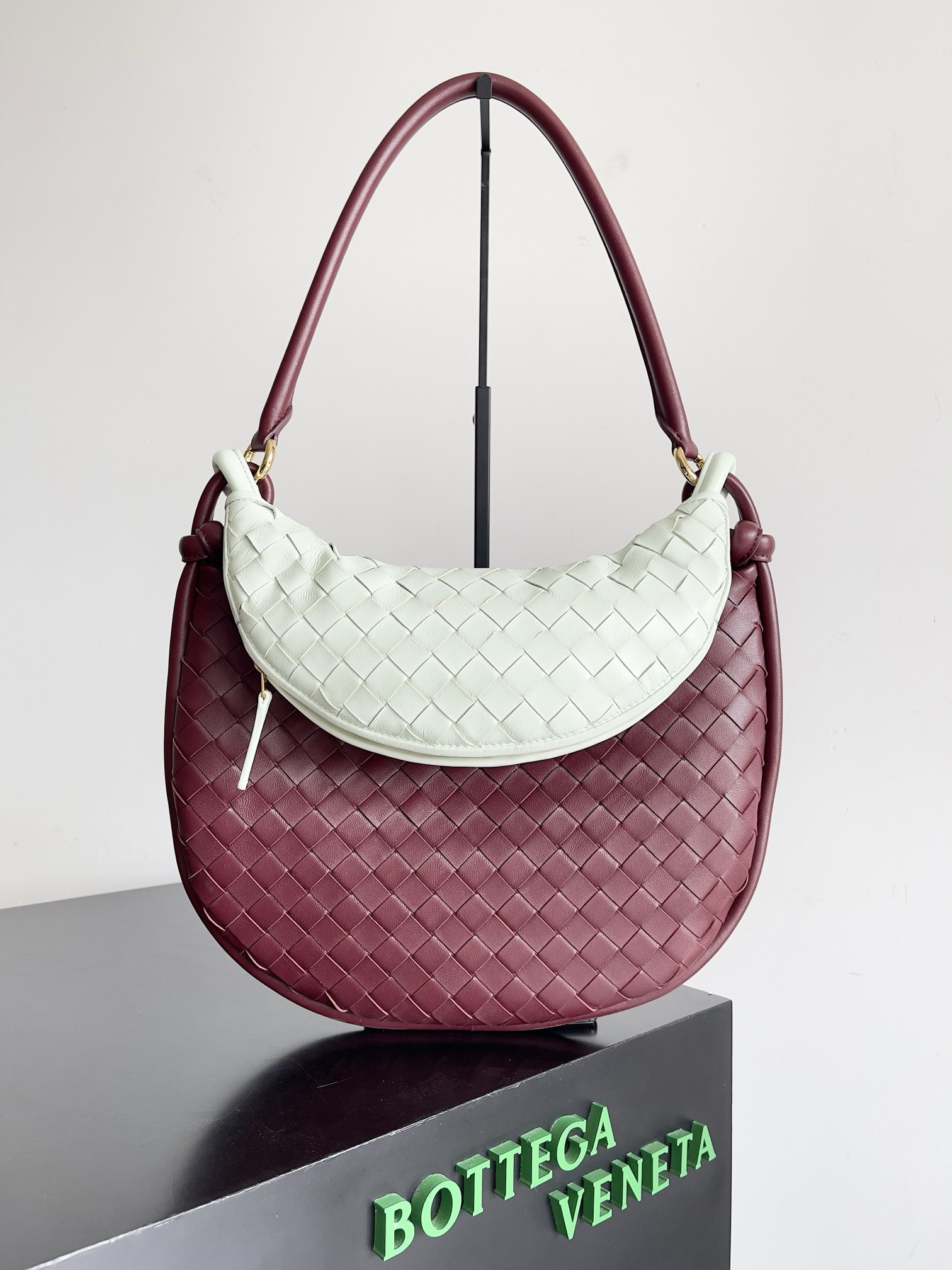 Bottega Veneta Gemelli Medium Bag in Barolo/Glacier Intrecciato Lambskin