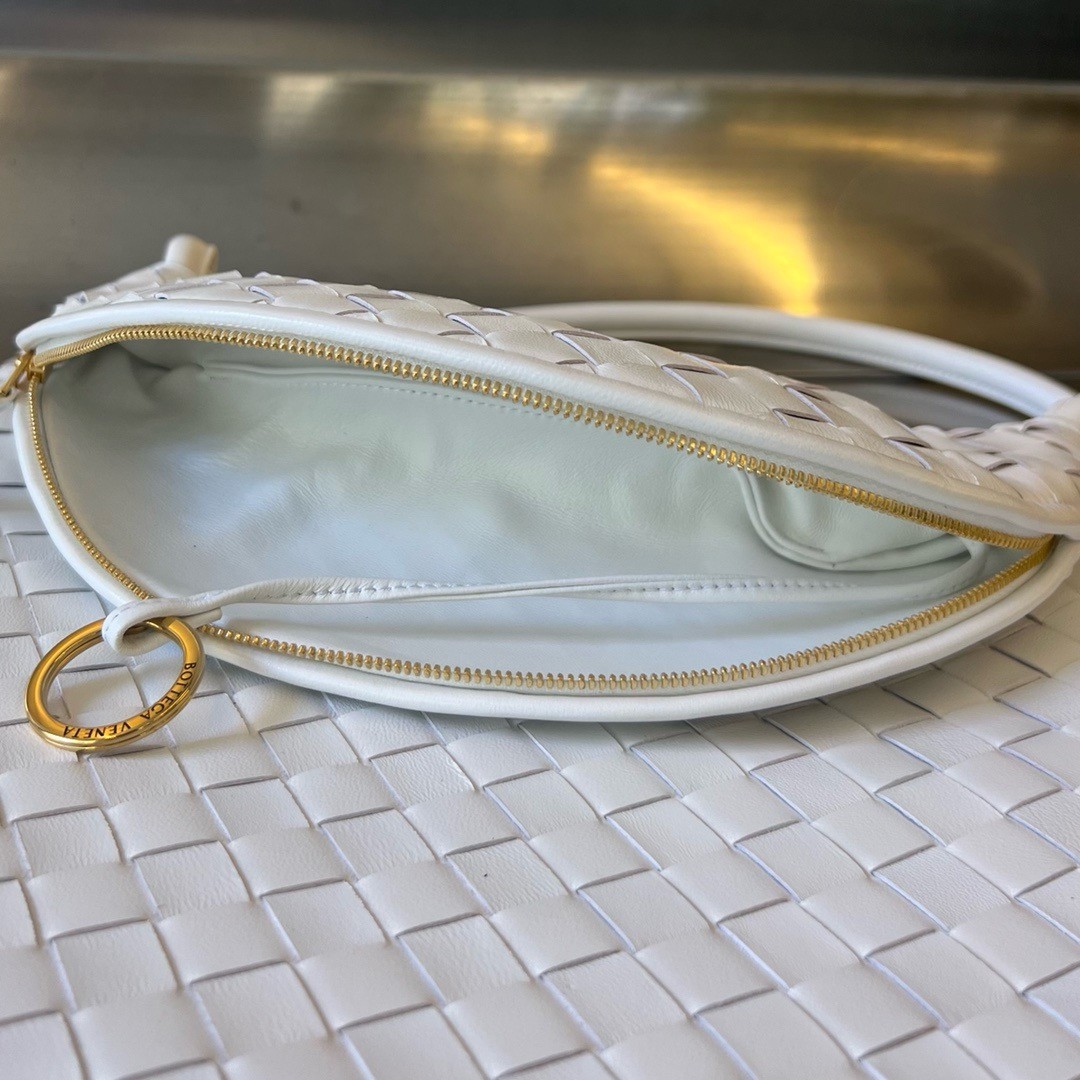 Bottega Veneta Gemelli Large Bag in White Intrecciato Lambskin