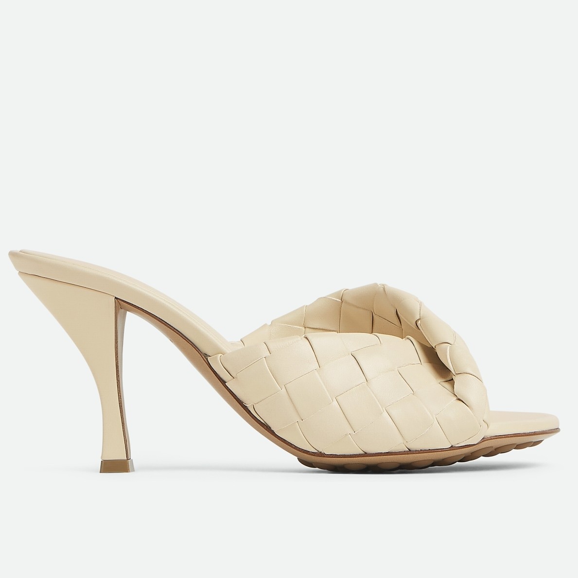 Bottega Veneta Blink Mules 80mm in Beige Intrecciato Lambskin