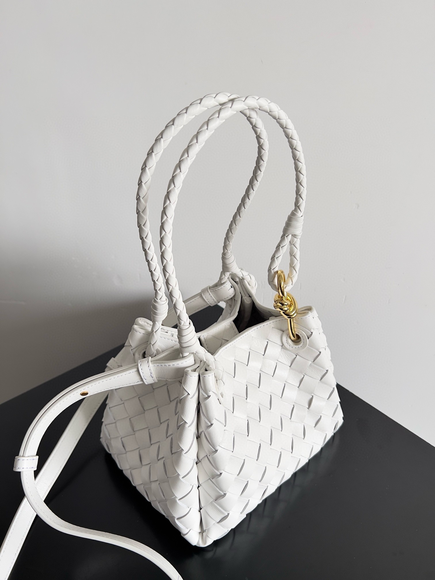 Bottega Veneta Parachute Small Bag in White Intrecciato Lambskin