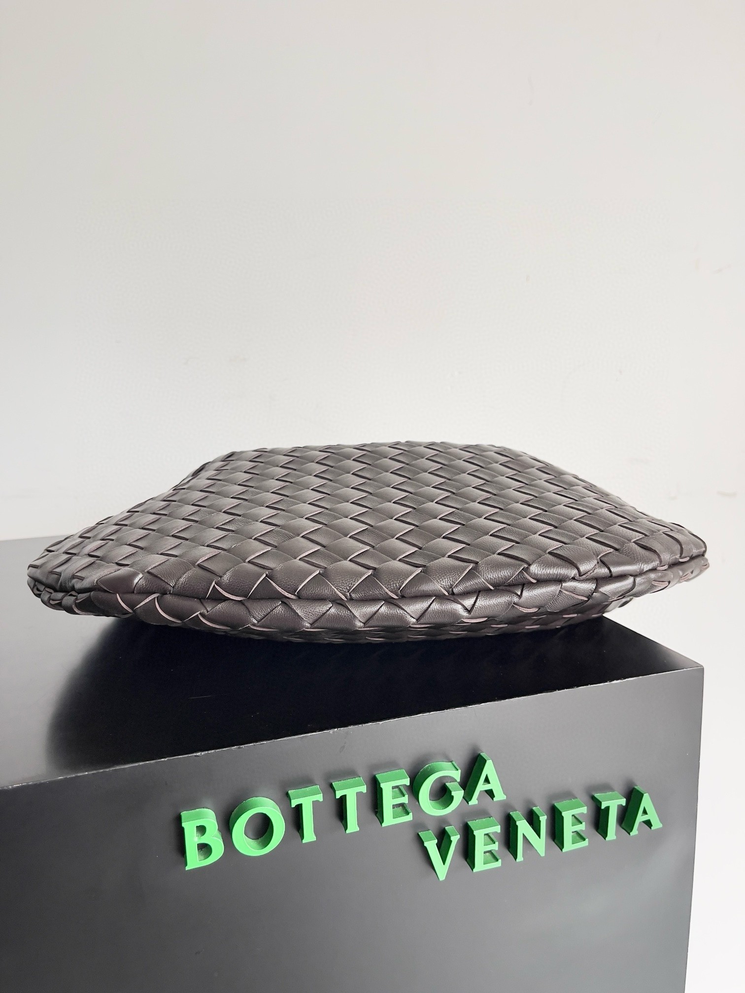 Bottega Veneta Sardine Medium Bag in Fondant Intrecciato Lambskin