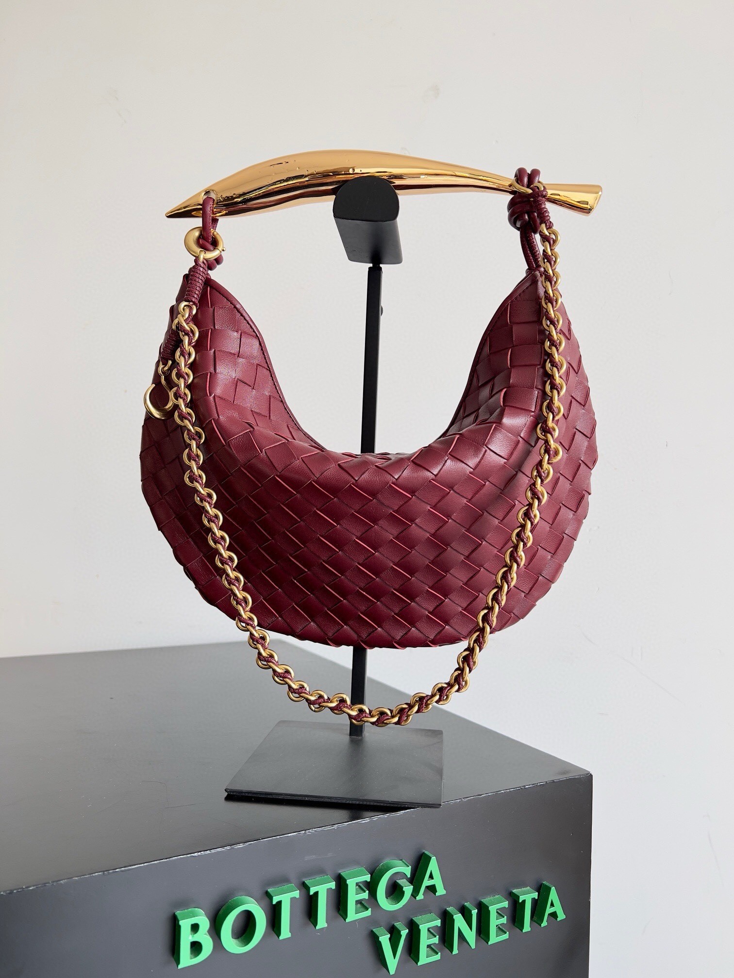 Bottega Veneta Sardine Small Bag with Chain in Barolo Lambskin