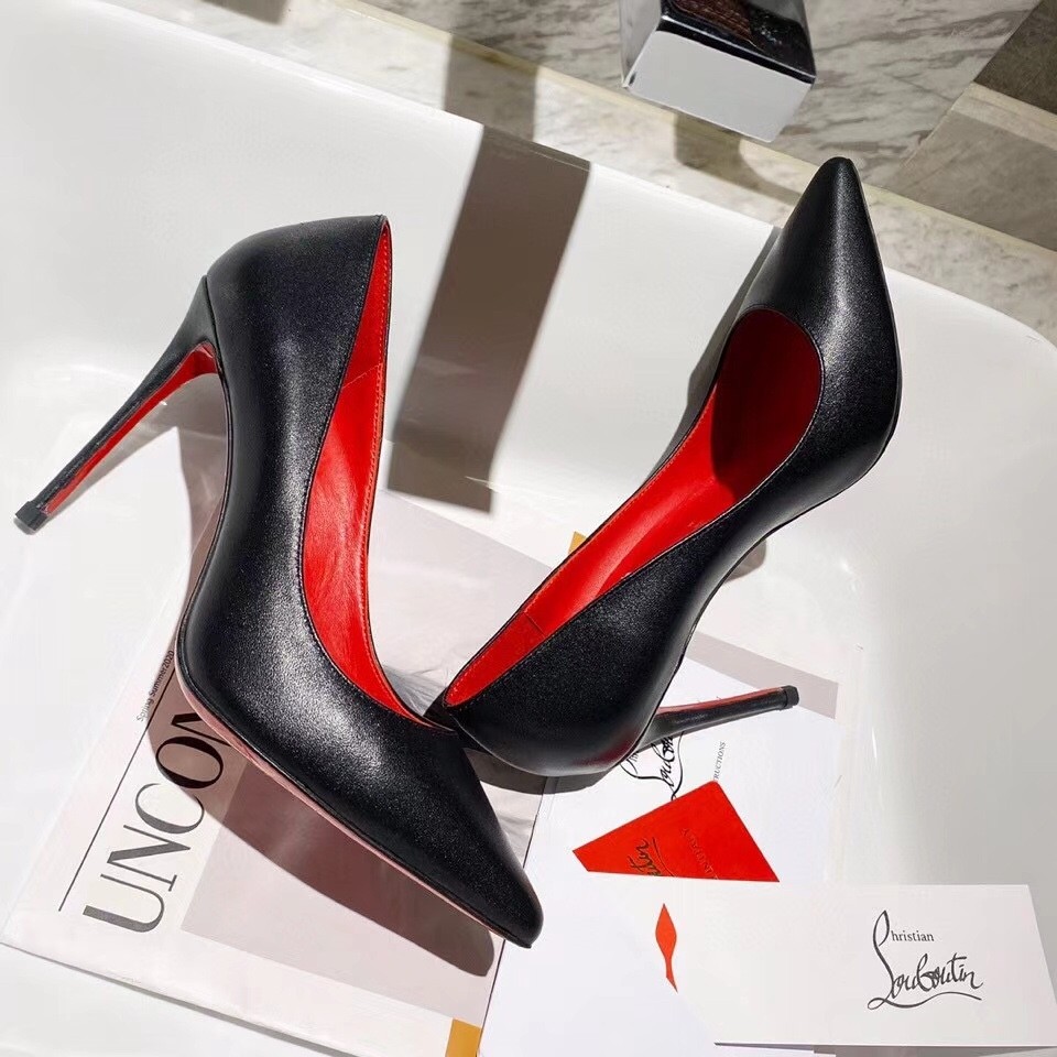 Christian Louboutin Kate Pumps 100 mm In Black Lambskin