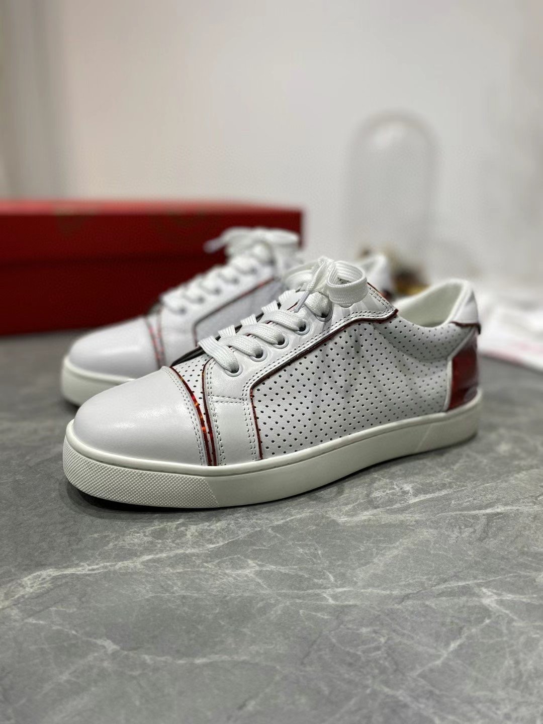 Christian Louboutin Women's Fun Vieira Flat Sneakers In White Calfskin