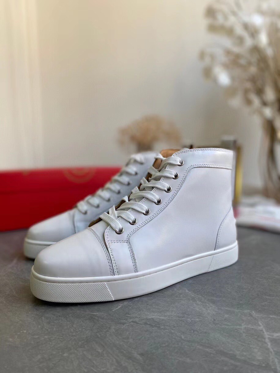 Christian Louboutin Men's Louis Flat Sneakers In White Leather