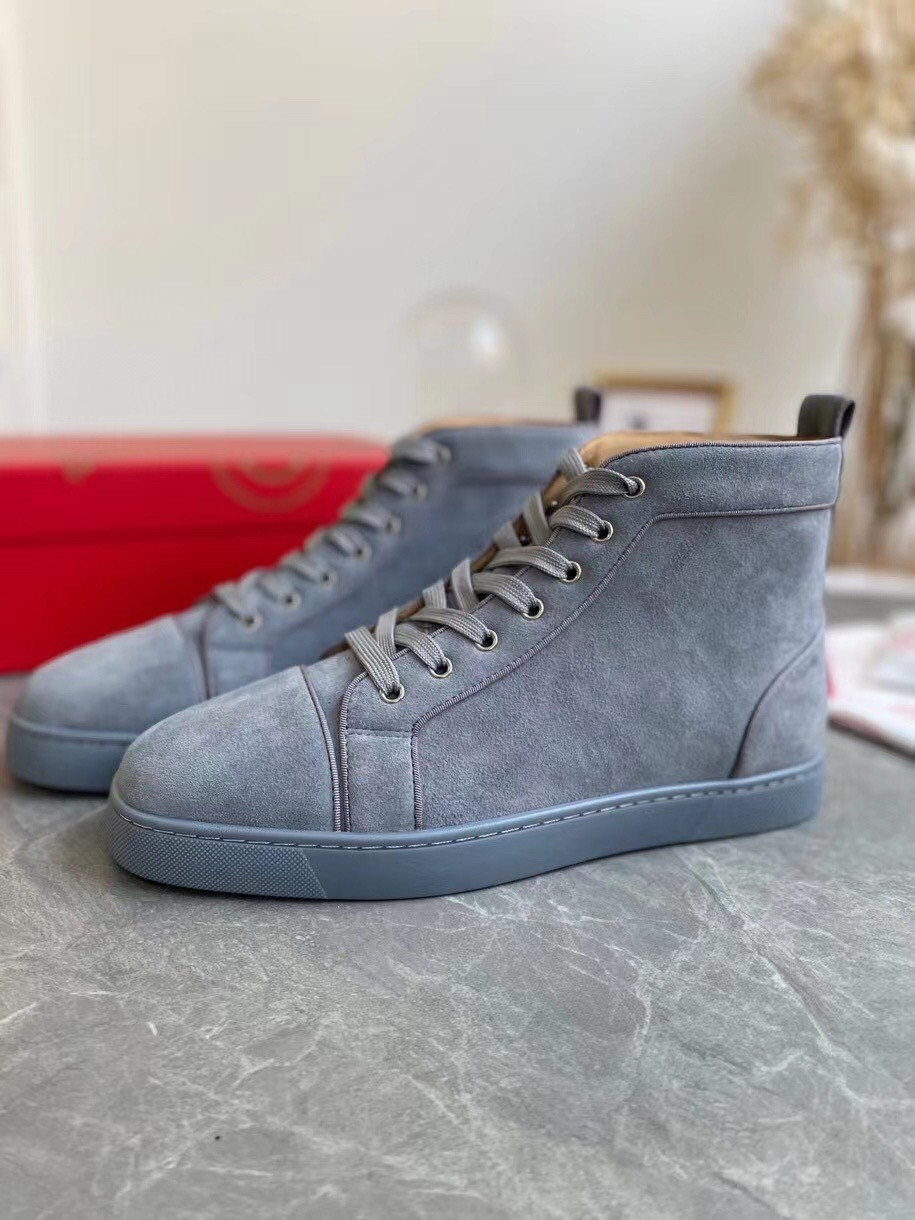 Christian Louboutin Men's Louis Orlato Flat Sneakers In Grey Suede