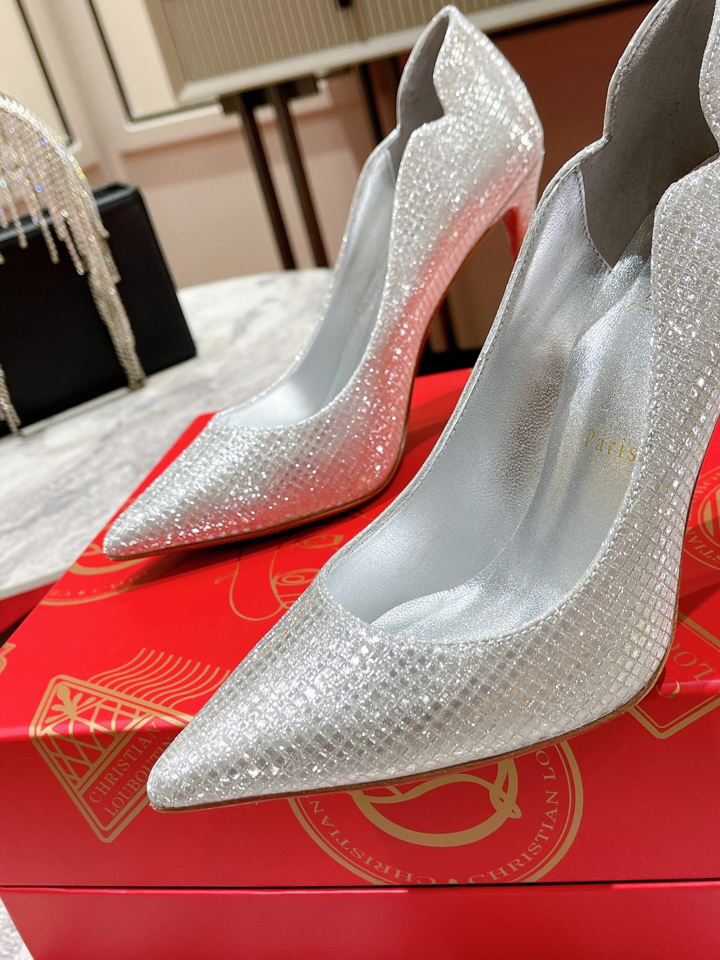 Christian Louboutin Hot Chick 100mm Pumps In Sequin Fabric