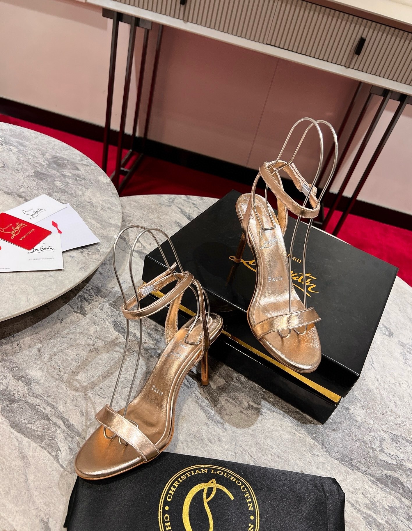 Christian Louboutin Mascasandal 85mm Sandals in Gold Leather