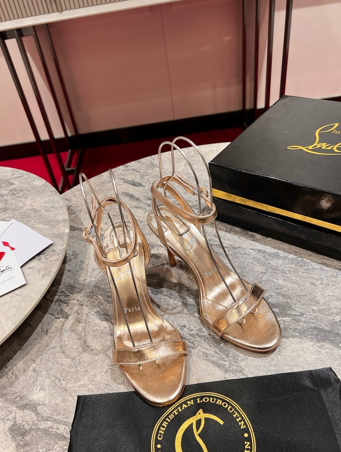 Christian Louboutin Mascasandal 85mm Sandals in Gold Leather