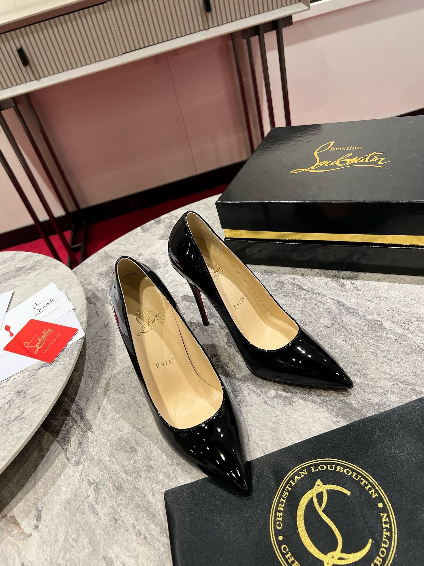 Christian Louboutin So Kate Pumps 100mm in Black Patent Leather