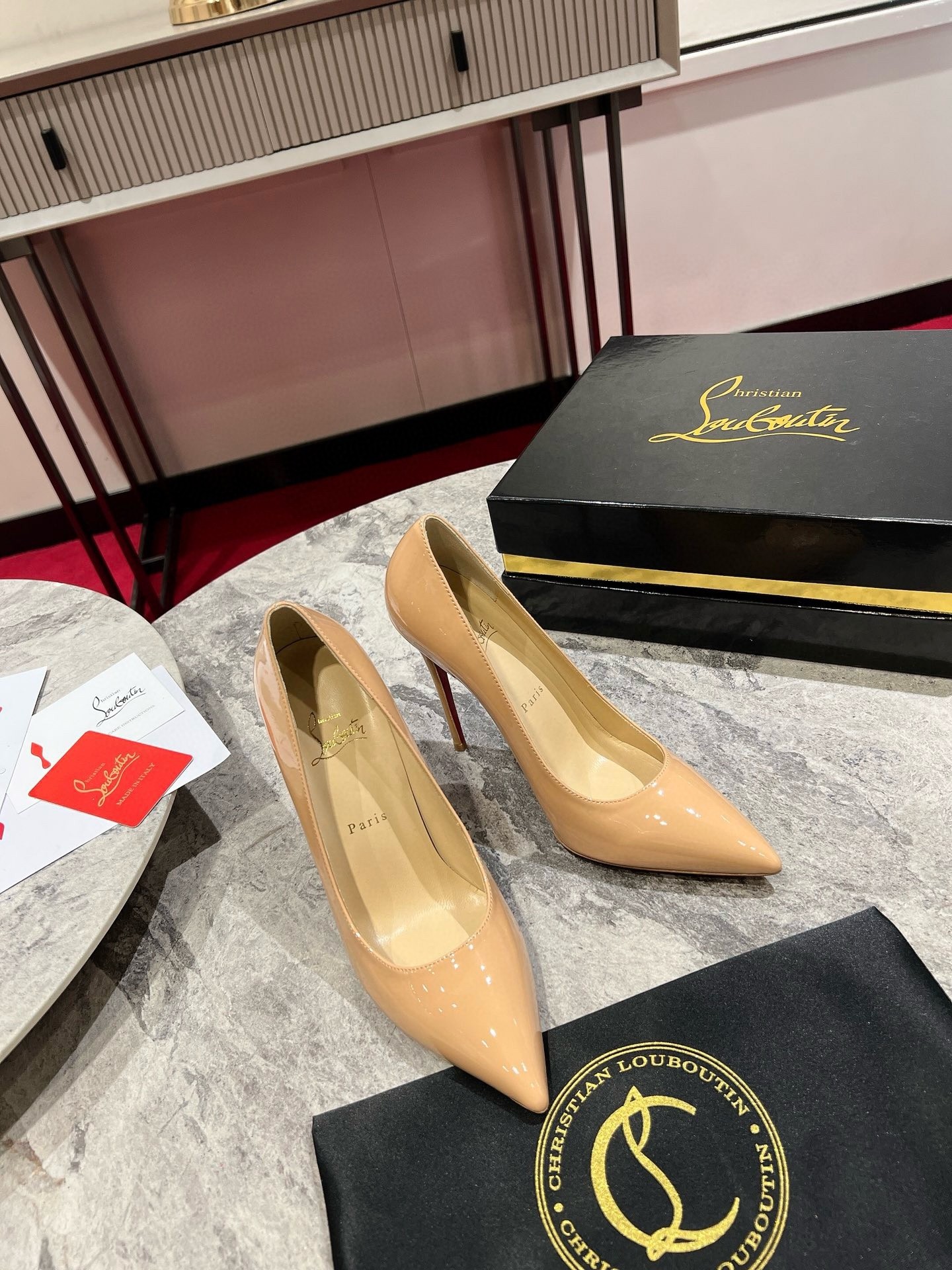 Christian Louboutin So Kate Pumps 100mm in Nude Patent Leather