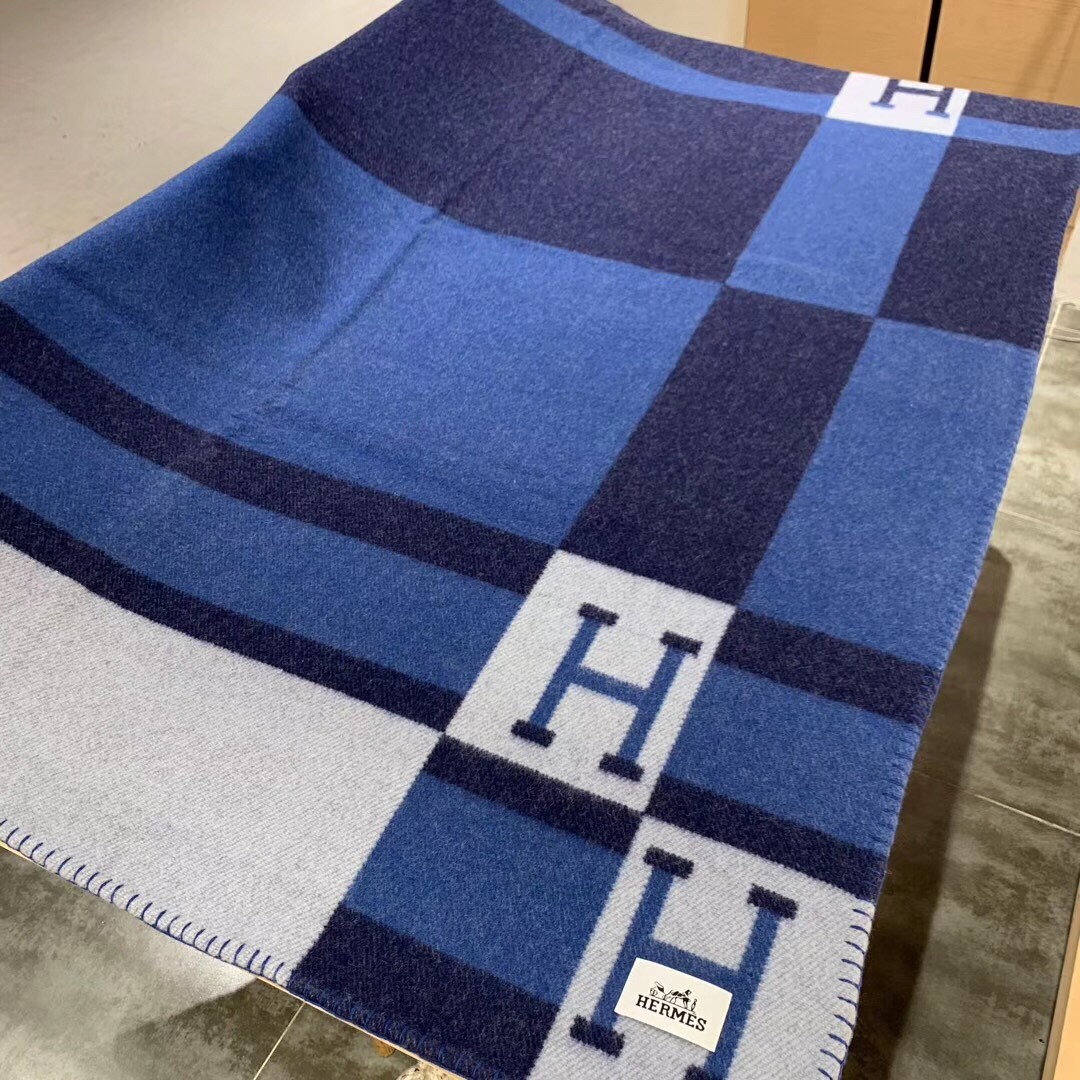 Hermes Marine Avalon Bayadere Throw Blanket