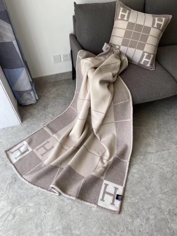 Hermes Beige Avalon III Throw Blanket