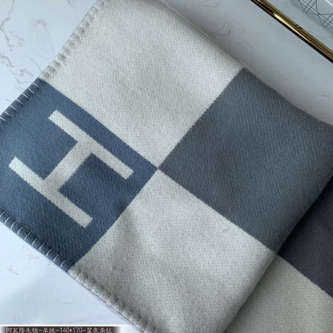 Hermes Ecru Gris Avalon Vibration Throw Blanket