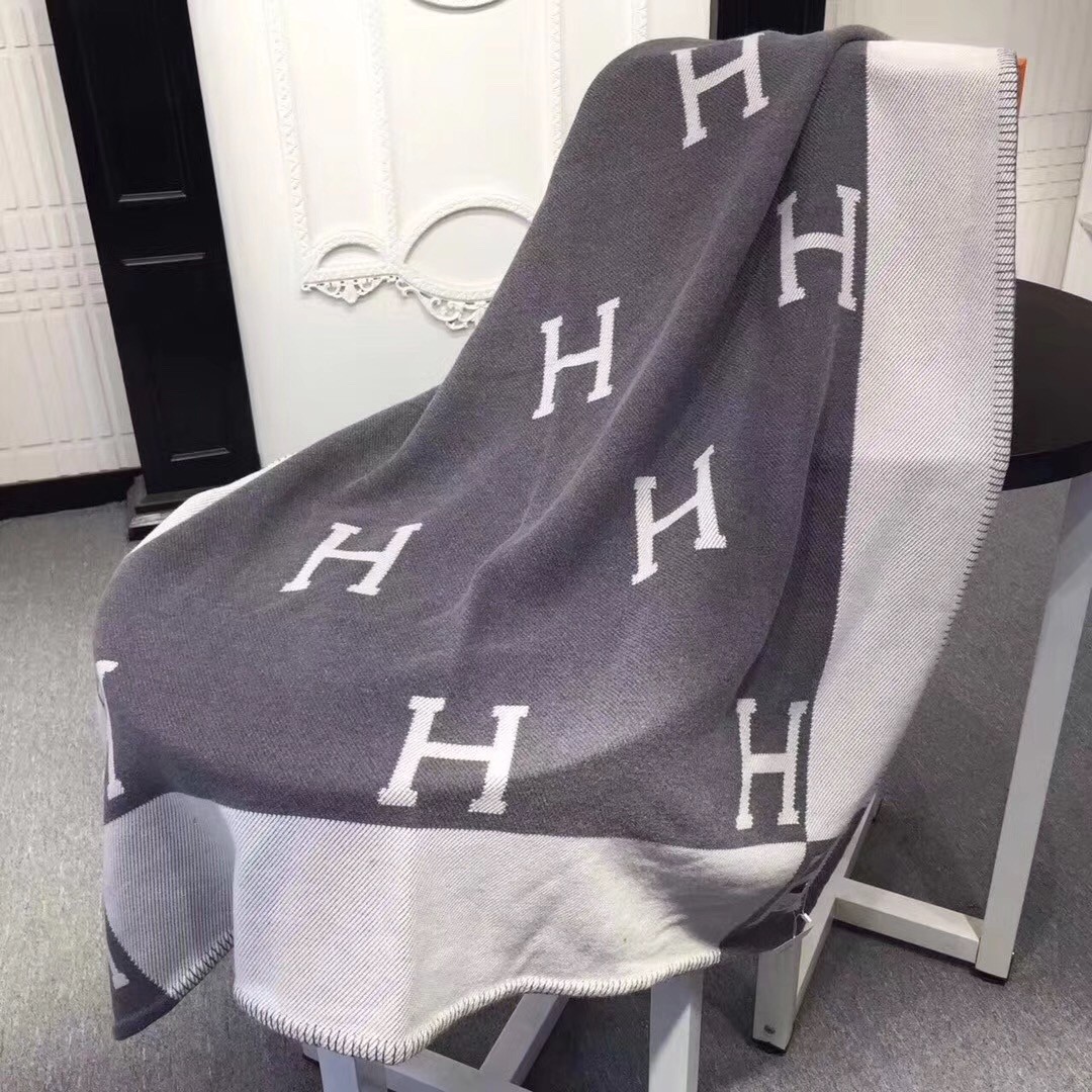 Hermes Grey Avalon Blanket