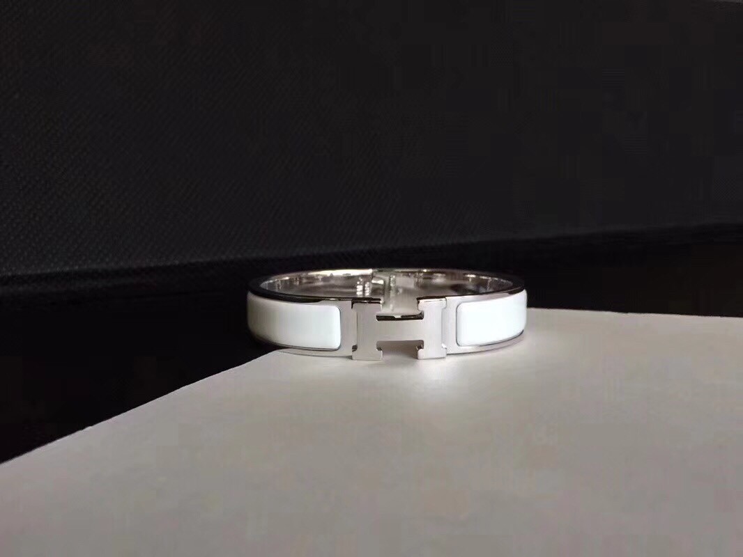 Hermes White Enamel Clic H PM Bracelet