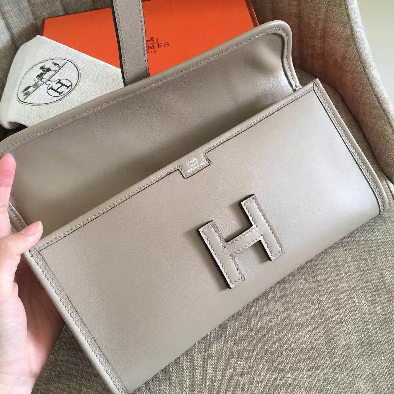 Hermes Grey Swift Jige Elan 29 Clutch