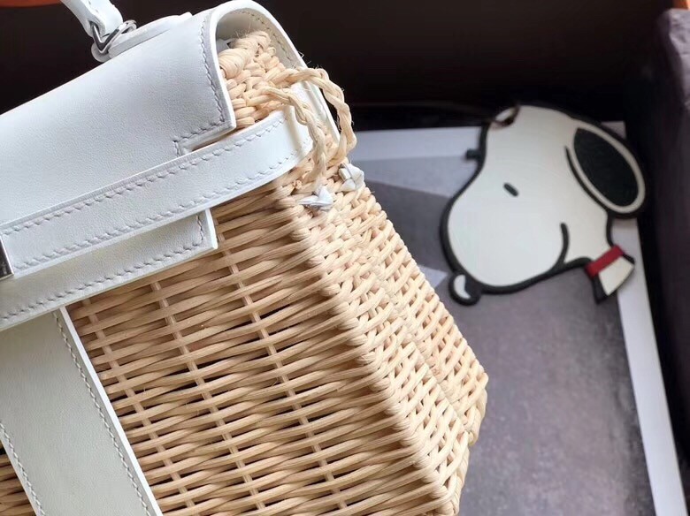 Hermes White Picnic Kelly Mini 20cm Wicker Bag