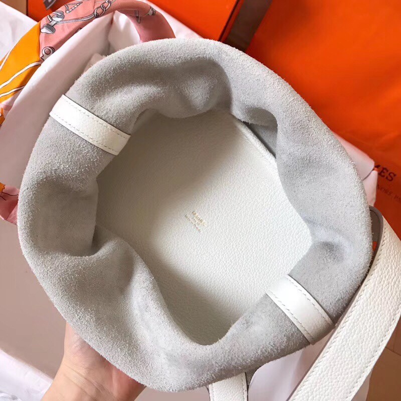 Hermes White Picotin Lock MM 22cm Handmade Bag