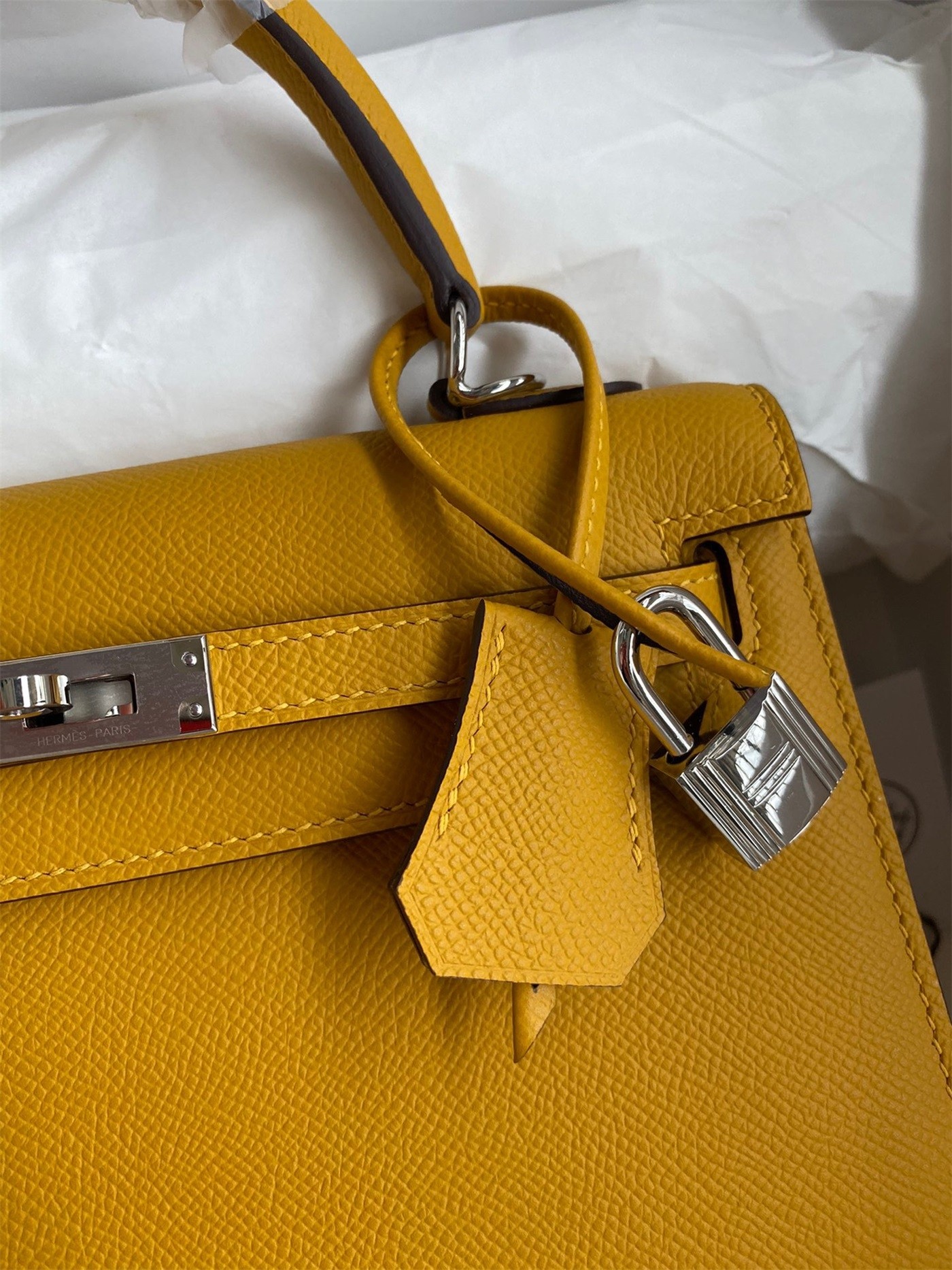 Hermes Epsom Kelly 25cm Sellier Handmade Yellow Bag