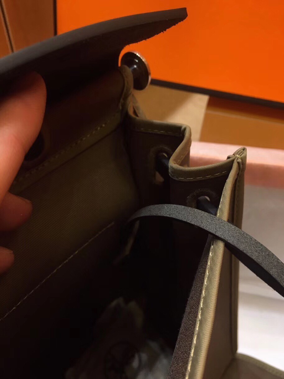 Hermes Herbag Zip 31cm Bag In Black And Taupe