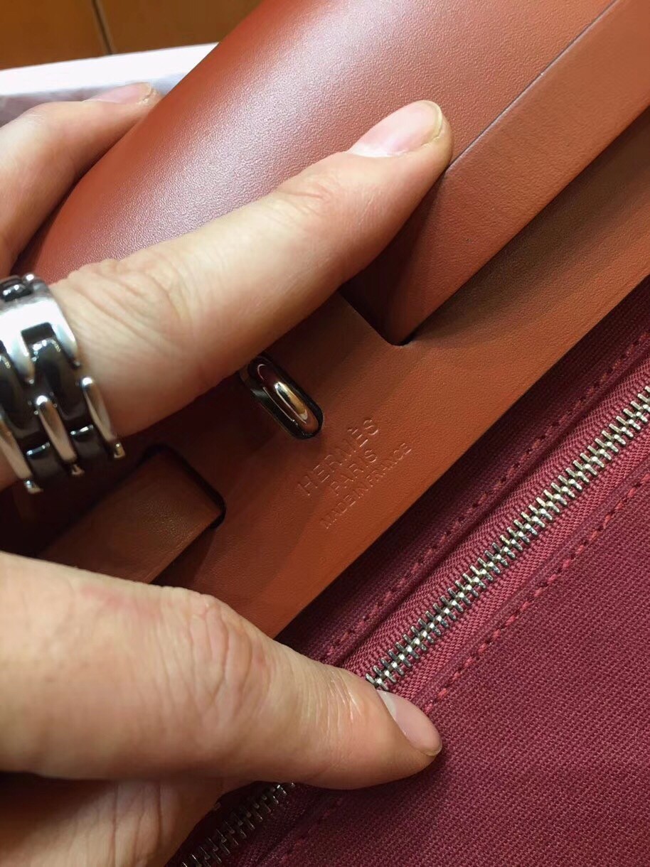 Hermes Herbag Zip 31cm Bag In Camel And Bordeaux