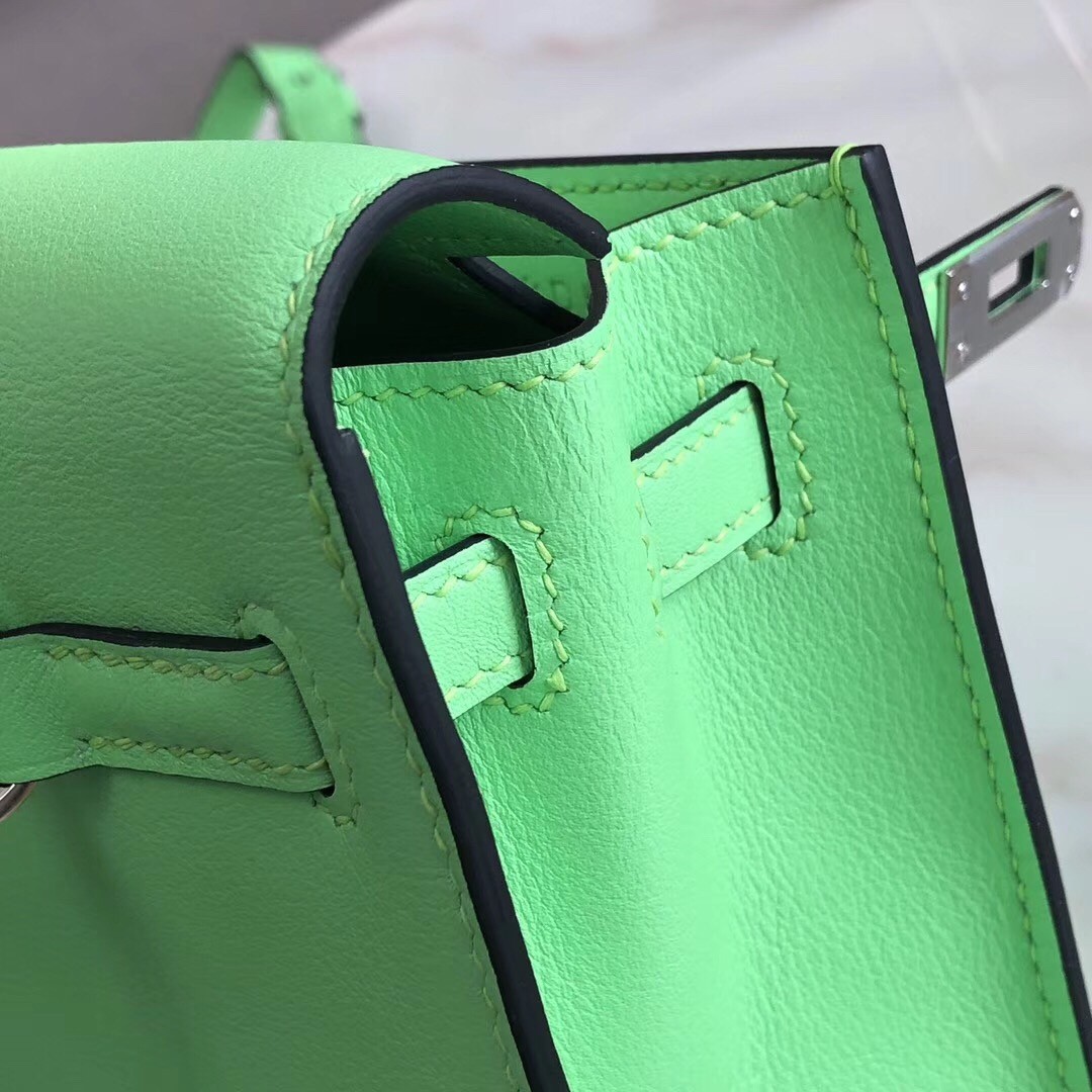 Hermes Green Swift Kelly Danse Bag