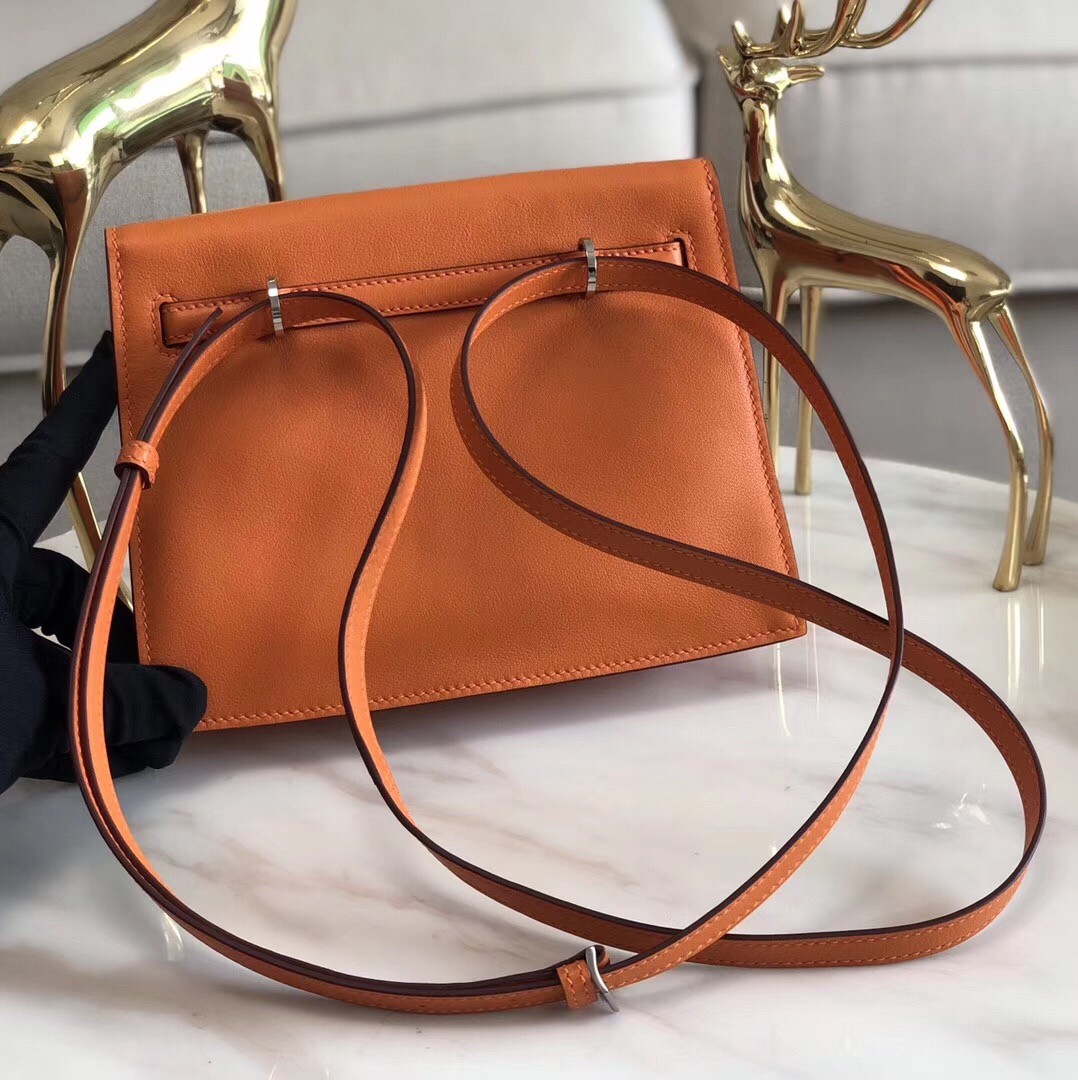 Hermes Orange Swift Kelly Danse Bag