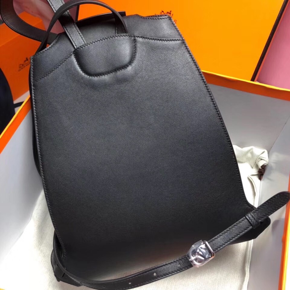 Hermes GR24 Backpack In Black Swift Calfskin